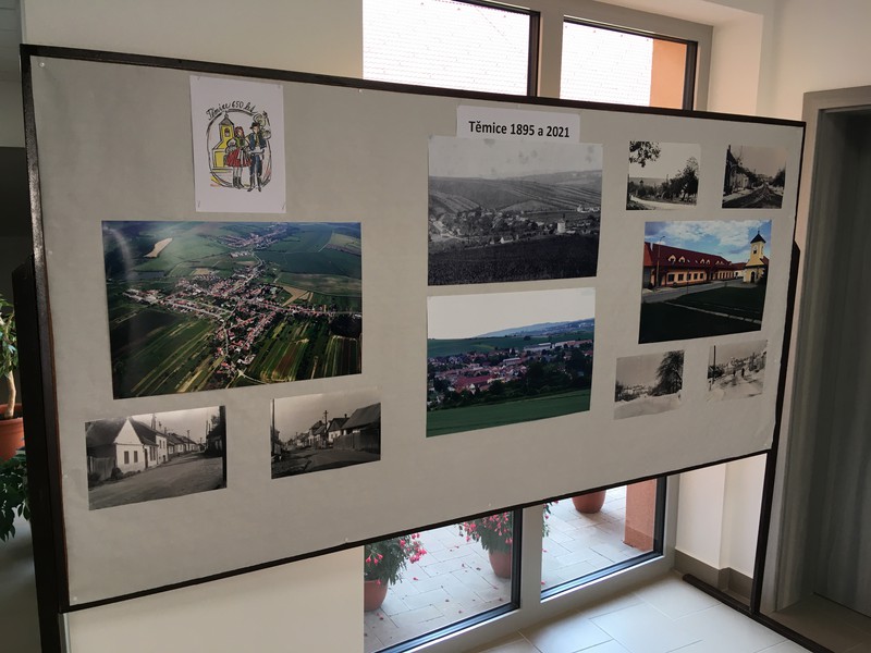 Výstava historických fotografií a pohlednic obce (2021)