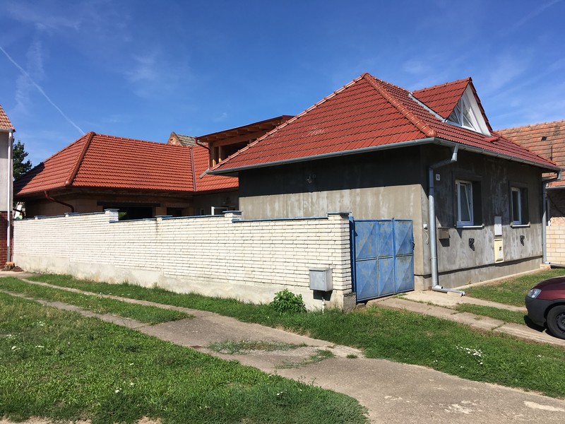Nová střecha na domě č.p. 143 (2018)