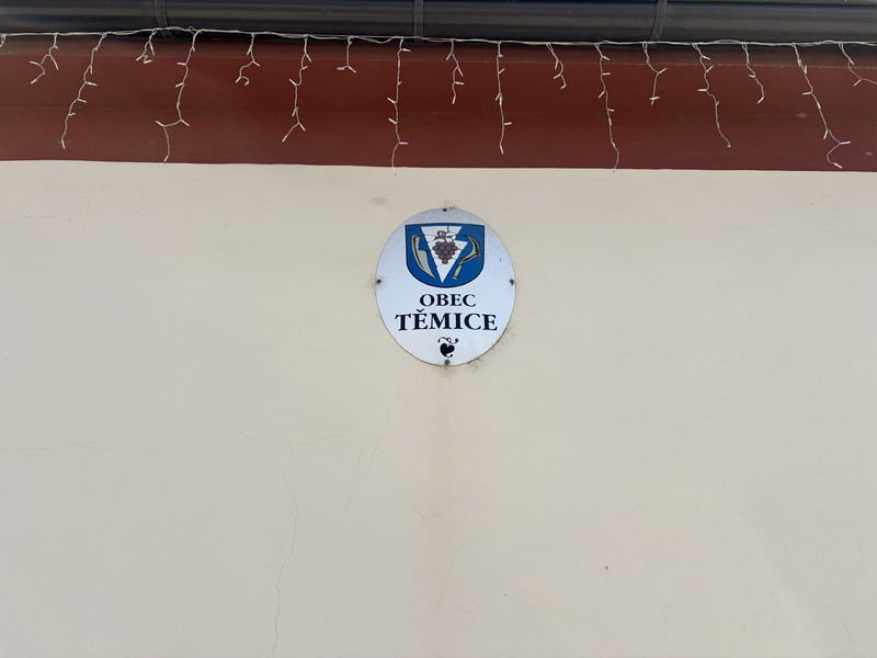Znak na obecním úřadě (2026)