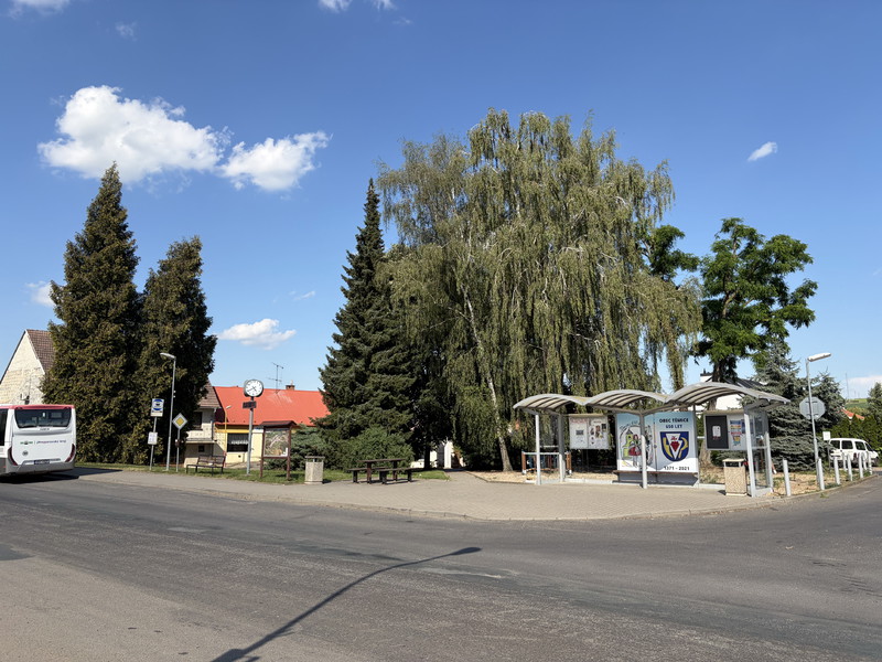 Autobusová zastávka na Žeravice (2026)
