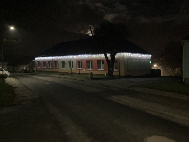 Vánoční výzdoba u rodinných domů a budov (2025)