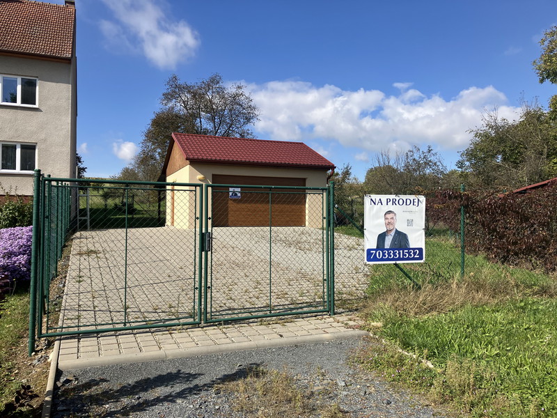 Stavební pozemek na prodej (2025)