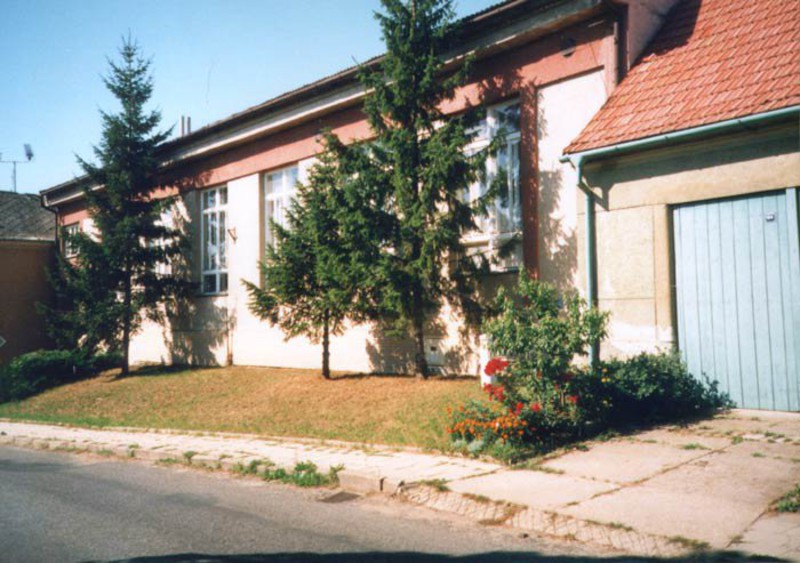 Sokolovna (2000)