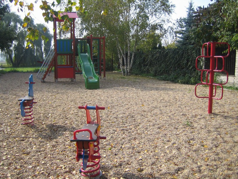 Dětské hřiště u koupaliště (2008)