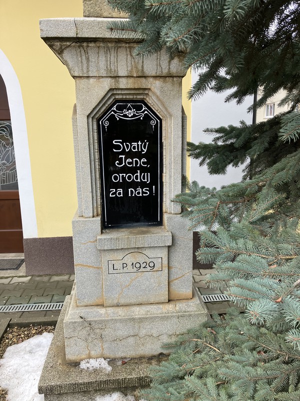 Kříž u kaple - pravý (2026)