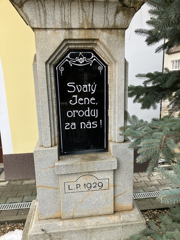 Kříž u kaple - pravý (2026)
