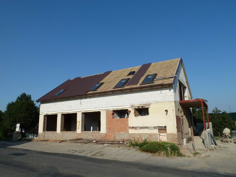 Průběh výstavby zdravotního střediska (2010)