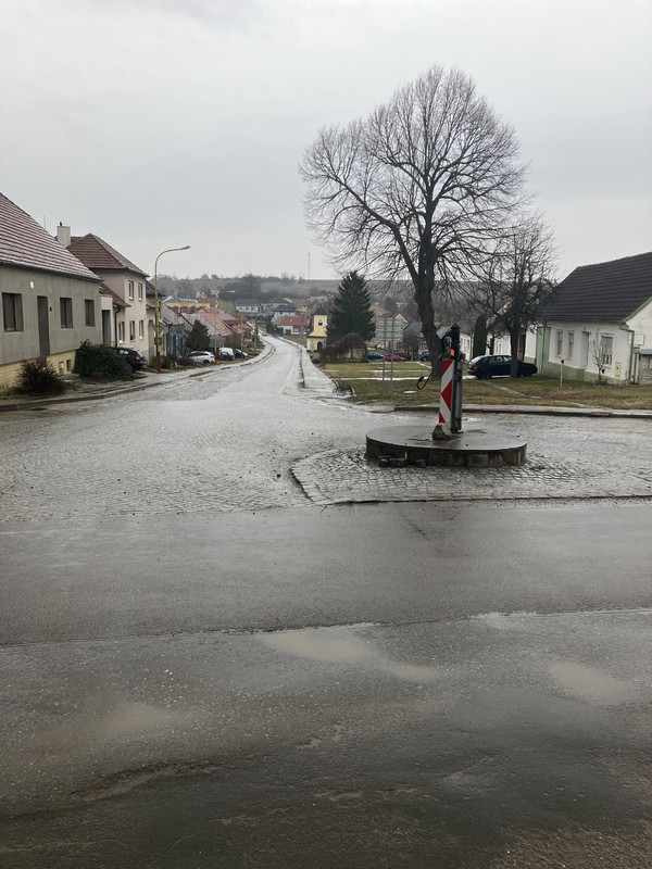 Křižovatka s pumpou (2026)