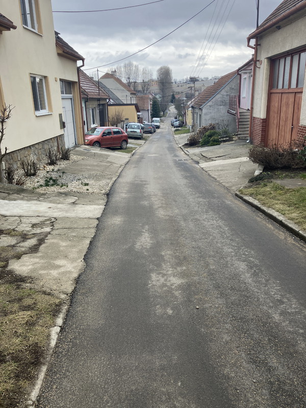 Cesta dolů barákama (2026)
