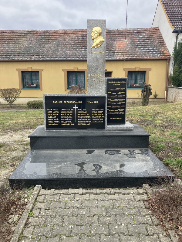 Rekonstruovaný pomník (2026)